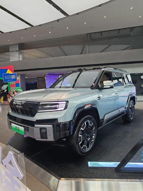 佛山99比亚迪方程豹硬派越野的爆款，英菲尼迪35周年与你共成长
